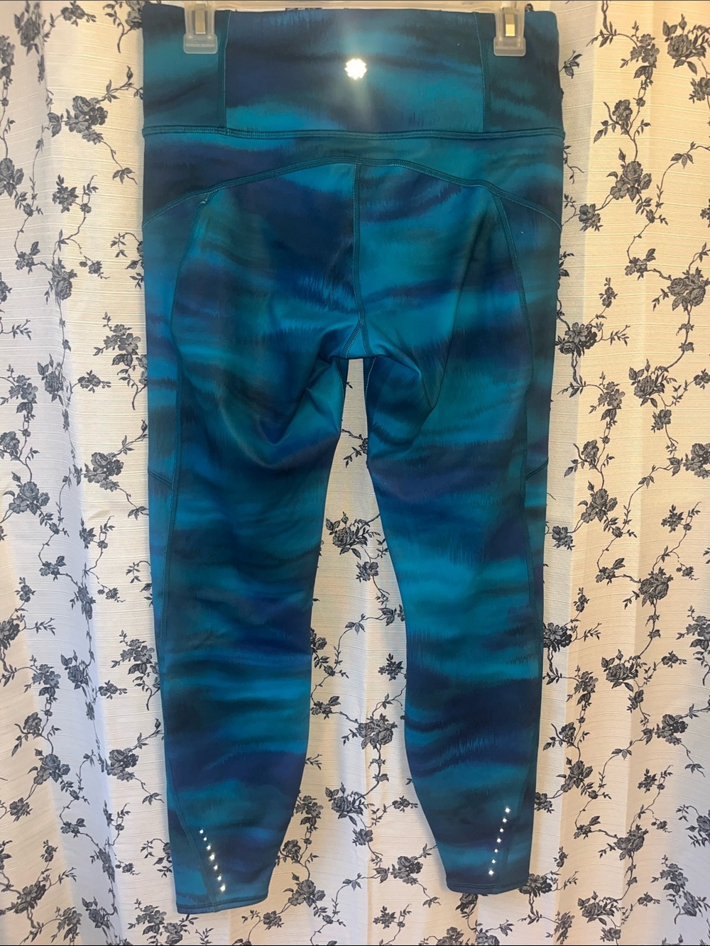 Athleta Rainier Reflective Printed Tight in Blue/Teal Watercolor Swirl - Picture 7 of 7